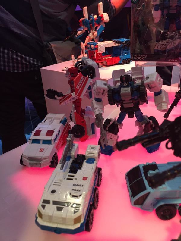 Toy Fair 2015   First Looks At Defensor Combiner Wars Figures Images  (19 of 130)